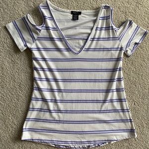 NWOT Rue 21 cold shoulder striped top